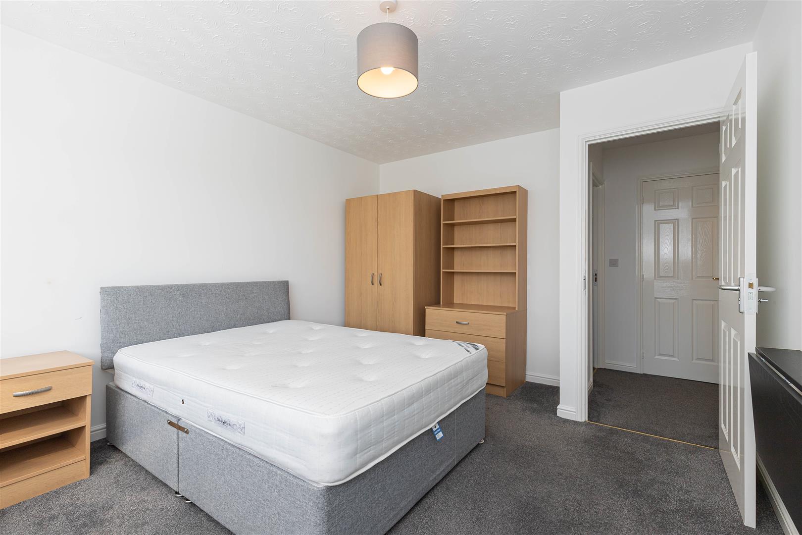 Lakeside Close, Etruria, Stoke-On-Trent